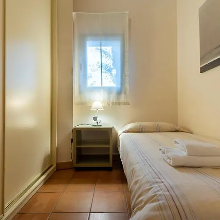 Oliver Conti Villa *